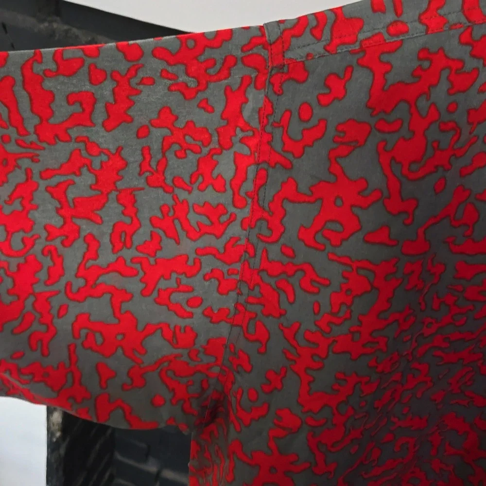 GOD BODY short sleeve shirt - Picture 2 of 11